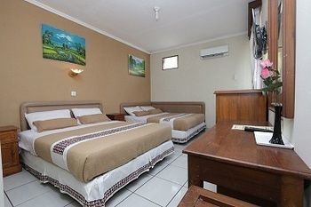 Mataram Hotel Джокьякарта Экстерьер фото